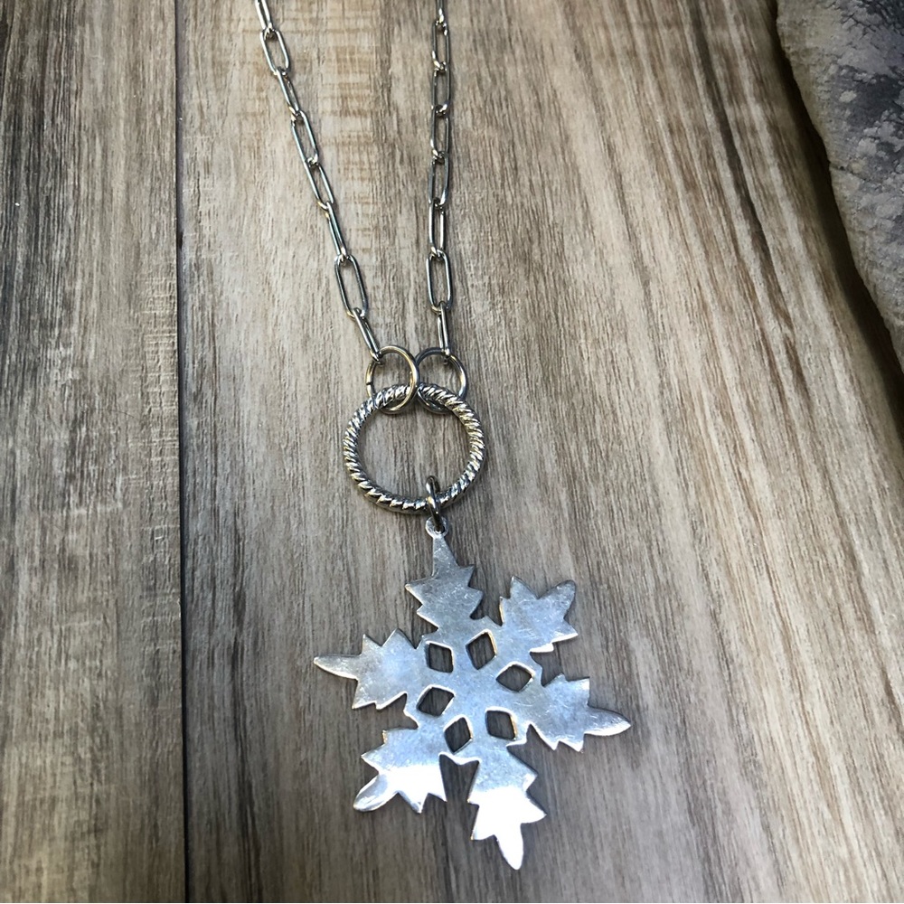 Sterling Snowflake Necklace - Picture 4 of 6
